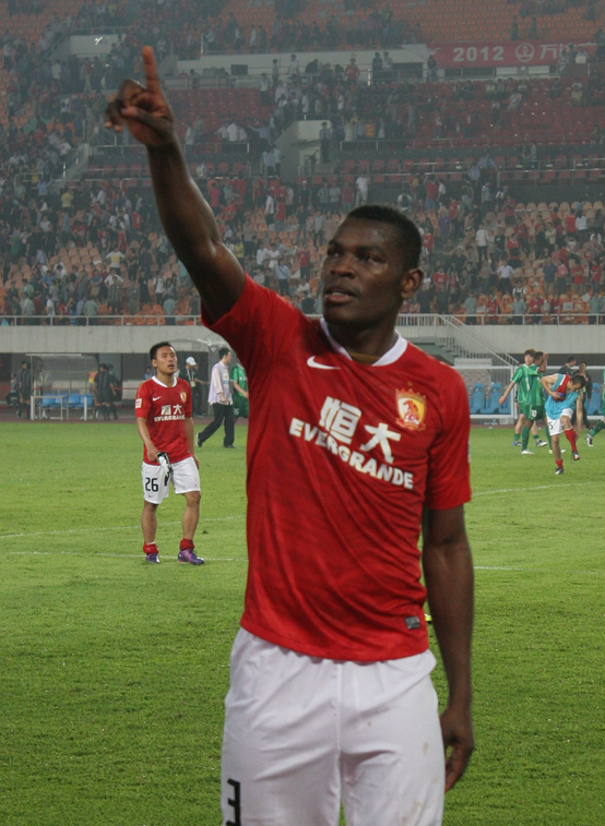 埃因霍温内部会议纪要流出——今晚复出首秀，亚冠使命明确，轮换策略成焦点的简单介绍